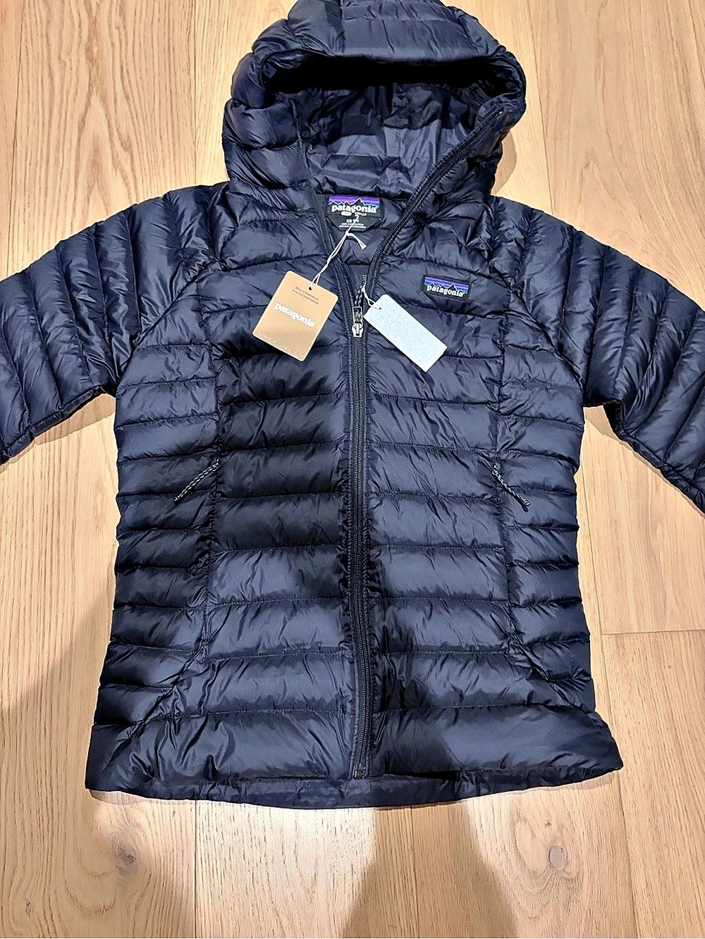 Patagonia Down Sweater Hoody Puffer Jacket Black XS
